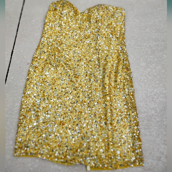 Camilla La Vie vibrant jewel embellished mini dress - Picture 10 of 12